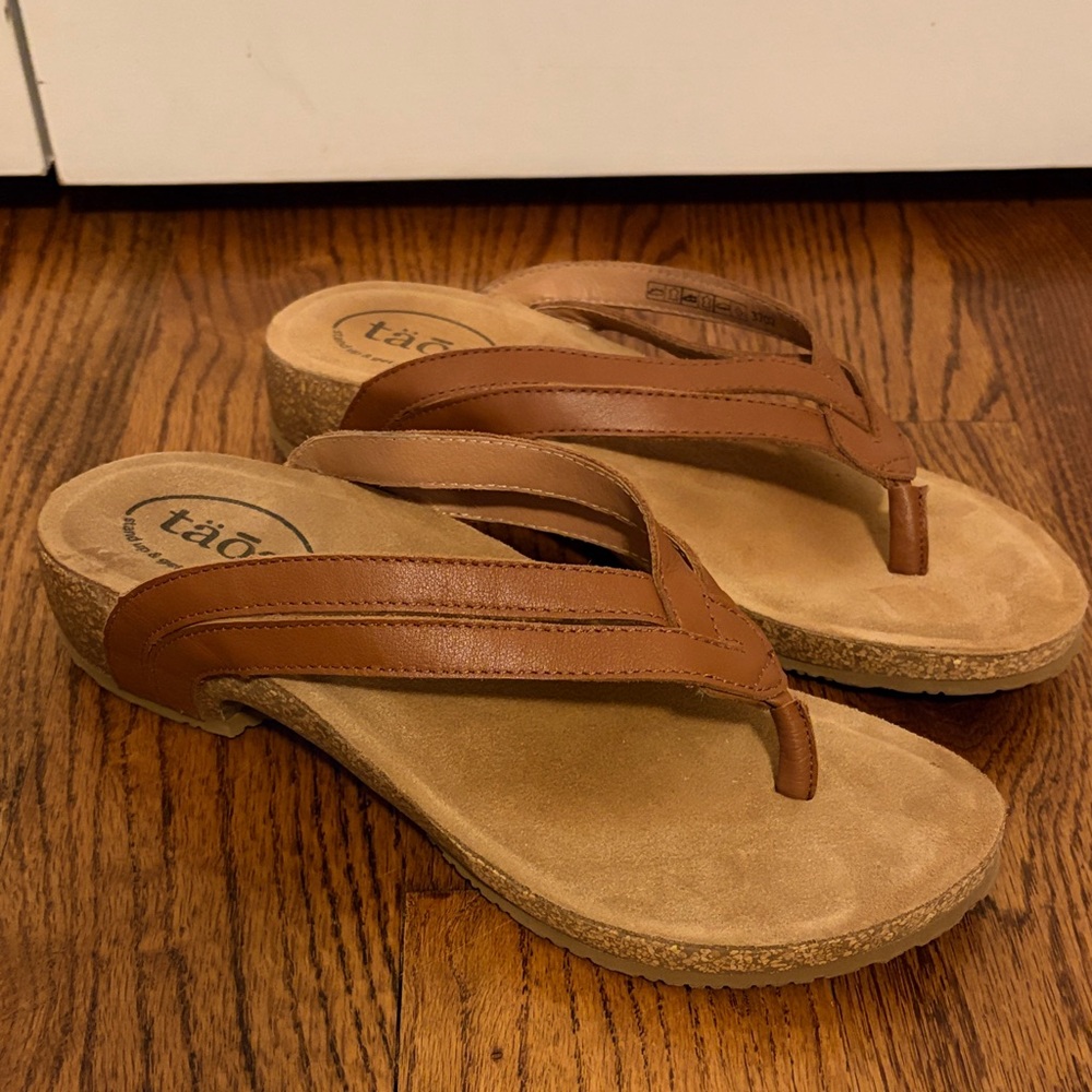 Taos Footwear Brown Sandals